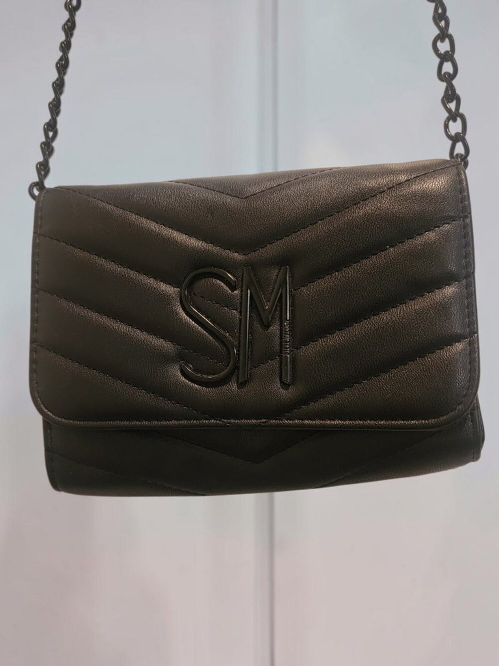 Steve Madden Black Quilted Chevron Crossbody Bag